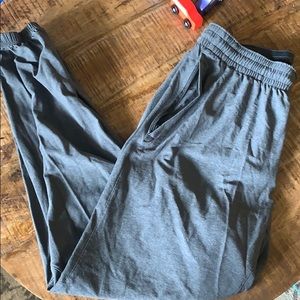 GUC. Nike pants. Large.